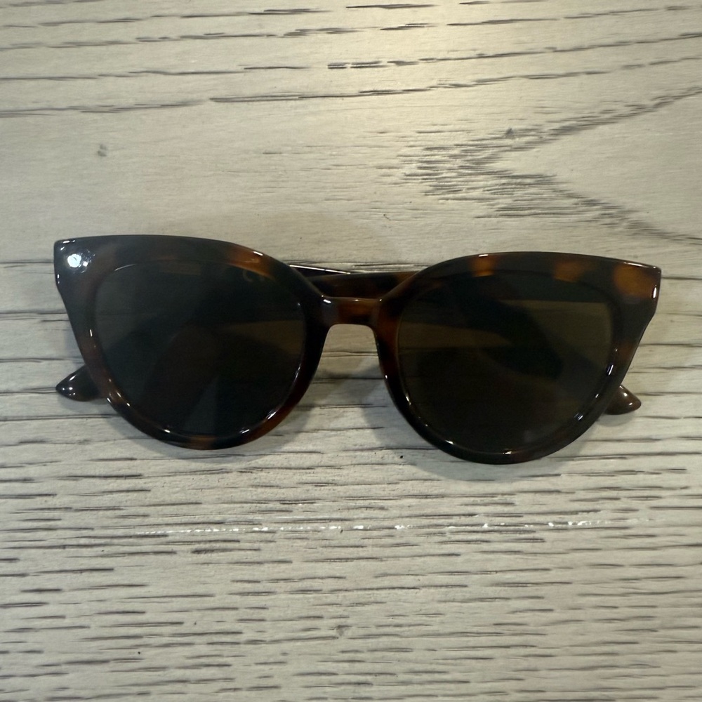 J Crew Women Tortoise Shell Sunglasses